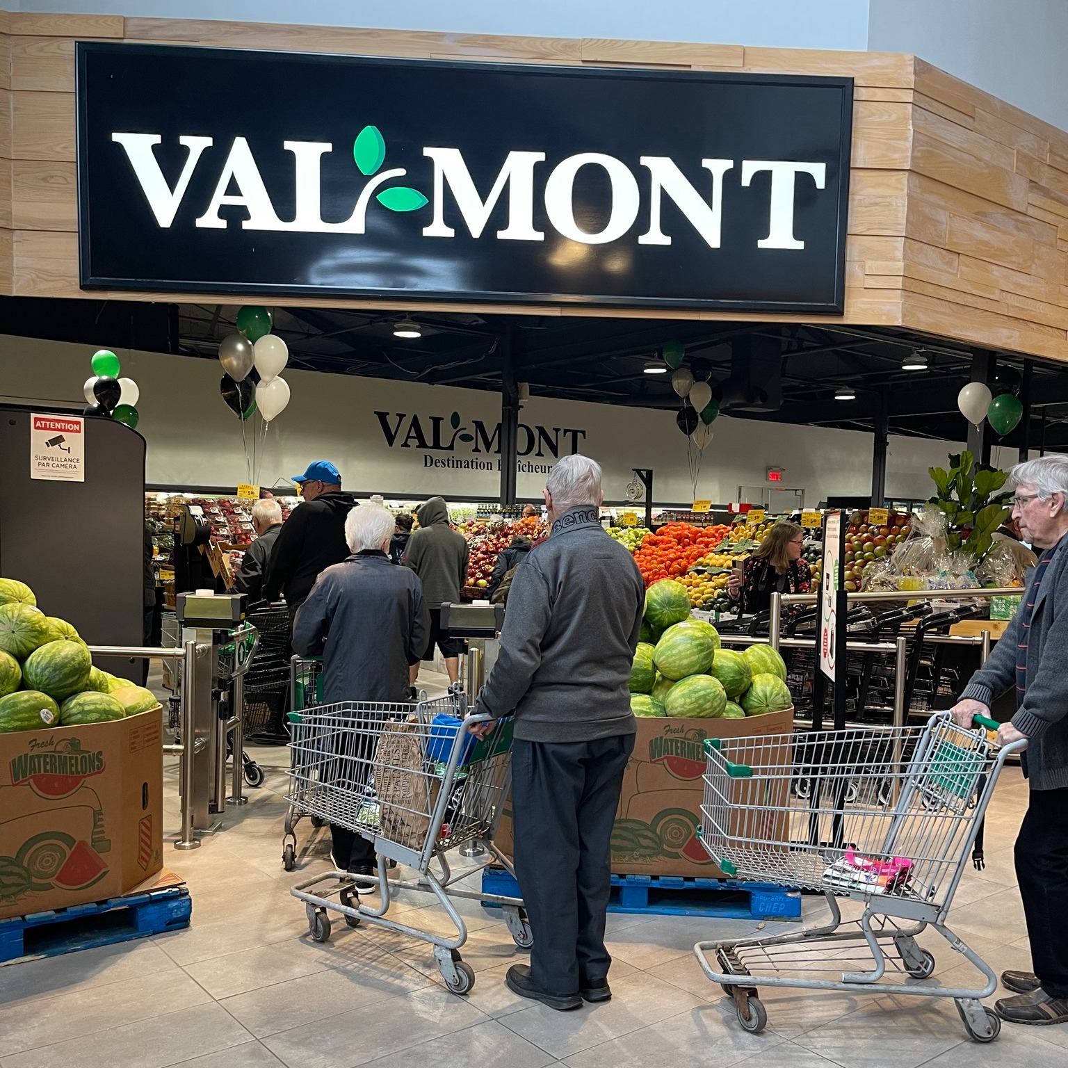 Val-Mont quitte les Halles St-Jean après une courte aventure